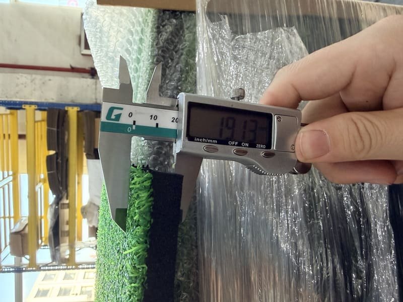 Home gym flooring scenarios for weightlifting and cardio